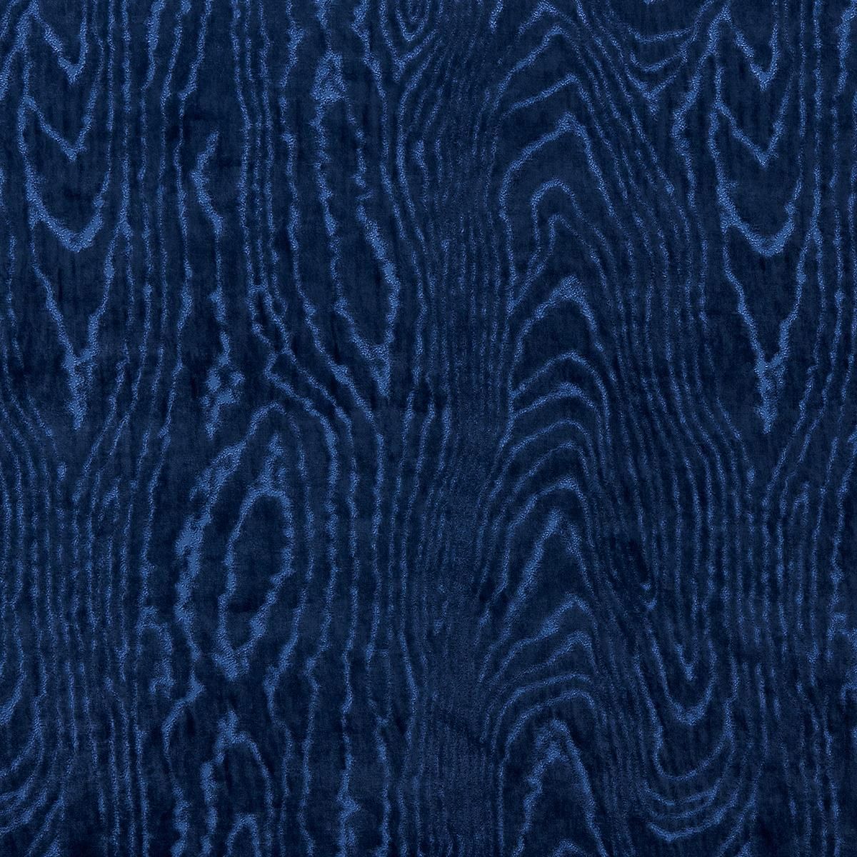 https://schumacher.com/catalog/products/82752