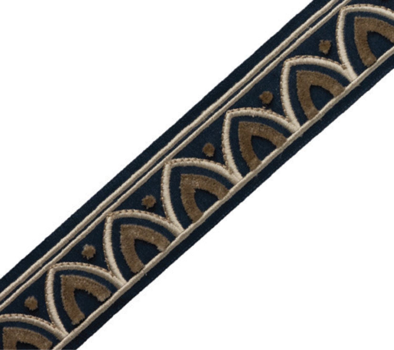 https://samuelandsons.com/en/product/60164/06/alessia-velvet-border/blue-lapis