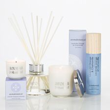 Aromabotanical candle, diffuser and spray