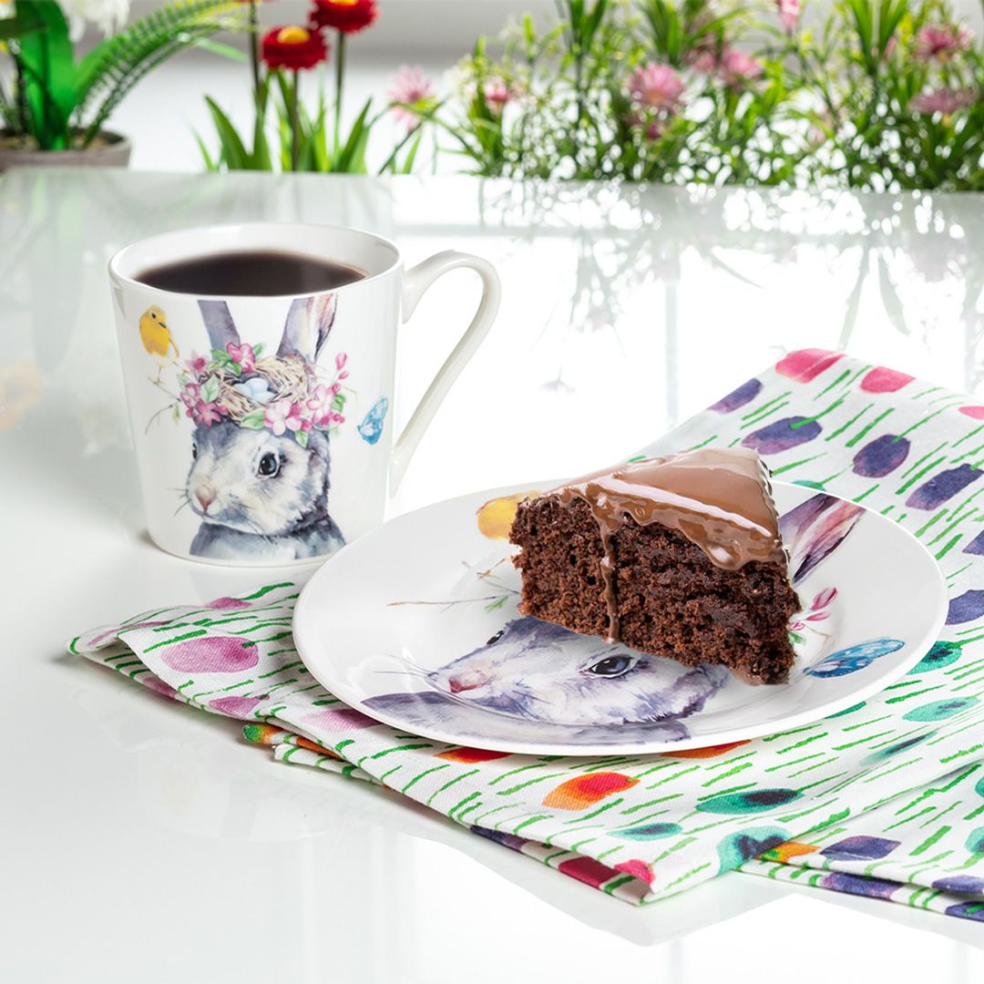 Set the table for Easter with our cheerful egg cups, tableware and tea towels! An egg-ceptional way to start off a spring weekend 💮🌸🥚🐰🐇⁠