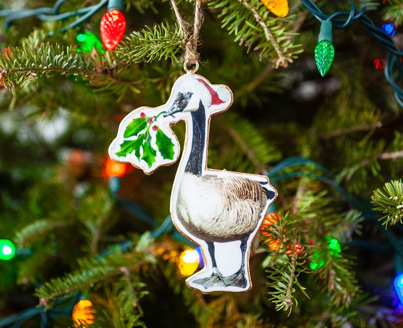 Metal ornament of goose