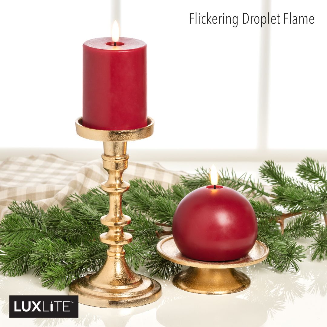 Light up the holidays with LUXLITE flameless candles! Crafted from pure wax and featuring a droplet LED flame, they flicker and glow just like a real candle. Stock up on our festive red, green and white colours to create a magical holiday atmosphere in your shop! ❤️💚🤍⁠