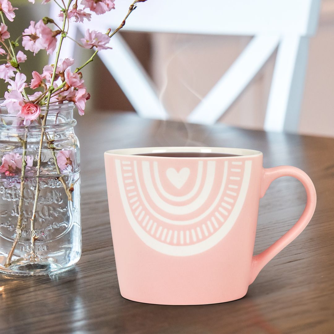 Our generously sized coffee mugs are crafted from bone china! Available in a variety of patterns, including floral, leaf, and geometric designs—all at an unbeatable price! 🩷💚🖤🩶⁠