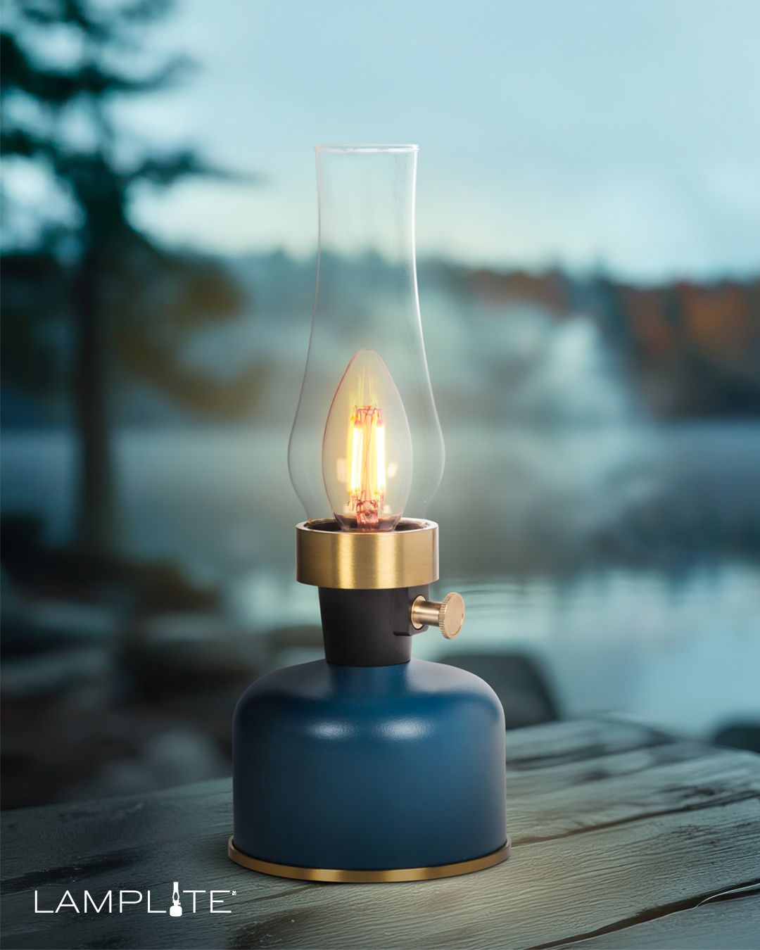 Timeless style meets modern glow! Featuring glass chimneys and a dimmable Edison bulb, these rechargeable and water-resistant Lamplite lamps are ideal for indoor or outdoor use. Available in an array of on-trend tones. 💙💚🖤⁠