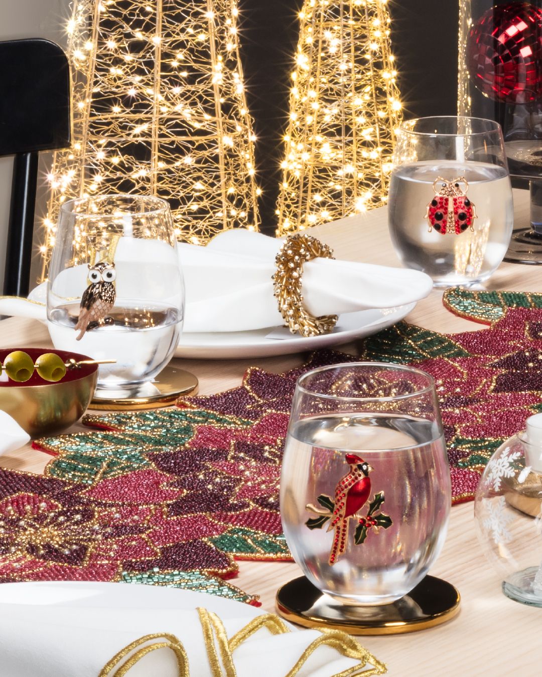 Don't miss out on the merry magic: book your holiday products now! Receive December 1st dating when you place an order over $500 before July 31st. Contact your Rep or customer service for details. 🎄🎅❄️☃️⁠