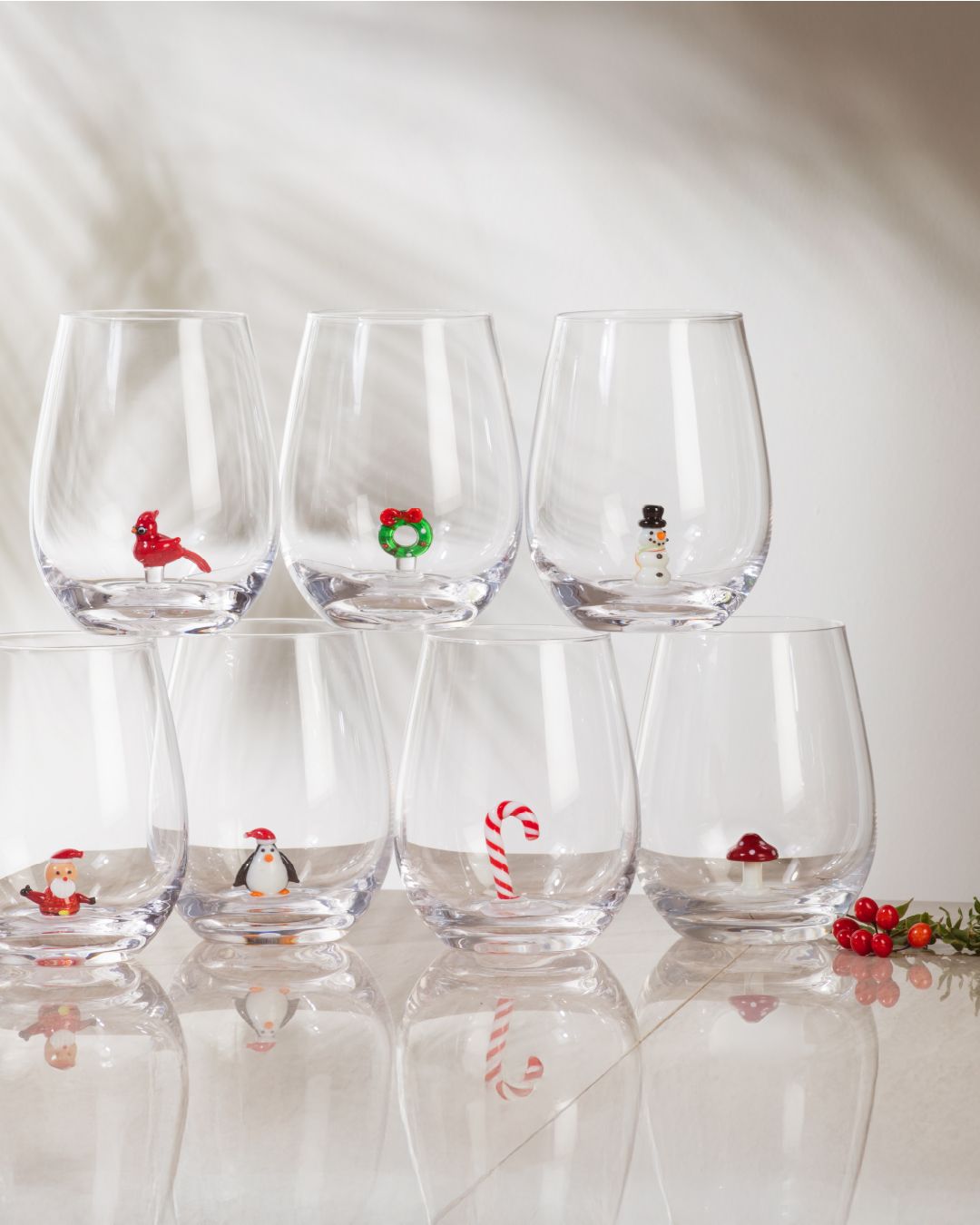 Raise a toast to holiday entertaining! Our VINO collection makes the season bright with a playful glass charm at the bottom of every glass – each as unique as your guests! 🐧🎅🐦️✨️❤️