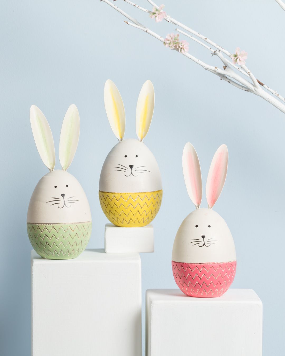 Add some eggs-tra charm to Easter décor with our chick and egg products! These cheerful items will make springtime celebrations playful and fun. 🐣🥚🐤💛🧡⁠
