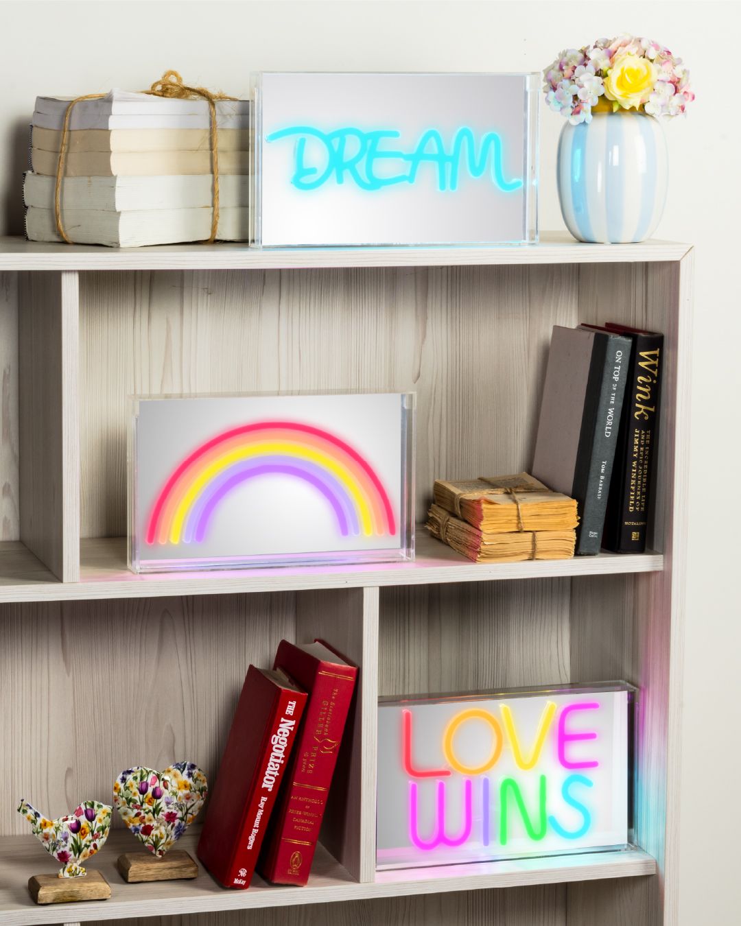 Light up the season with our cheerful LED signs! Corded with a USB plug, these illuminated signs are perfect for decorating shelves, mantles and walls. Available in 8 fun styles. 🌈🌈🌈⁠