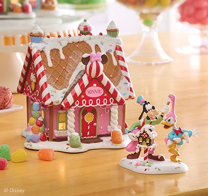 Daisy & Goofy lit candy cane house