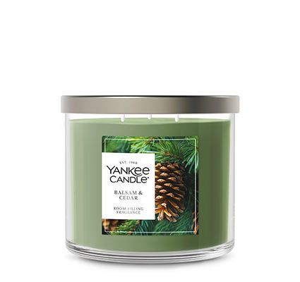 /shop/?BrandDescription=Yankee%20Candle®&Collection=3-Wick%20Candles&orderBy=Featured,-Id&context=shop&page=1