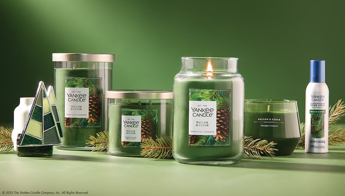 Yankee Jar Candles on Tabletop