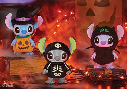 Grand Stitch figurines