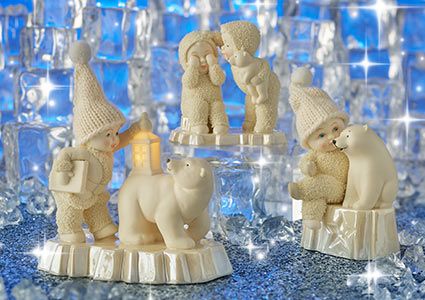 Ice figurines 