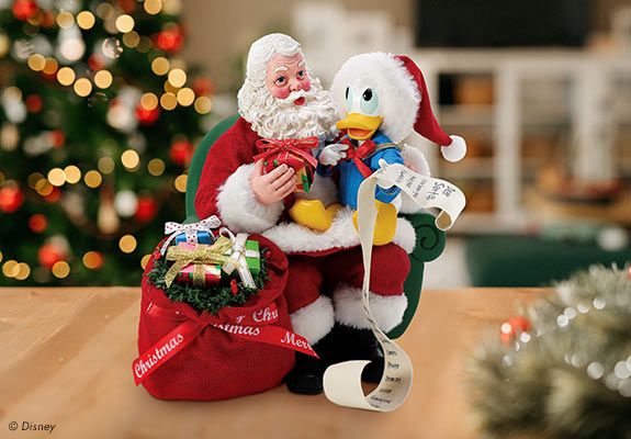 Santa with Donald Duck figurine 
