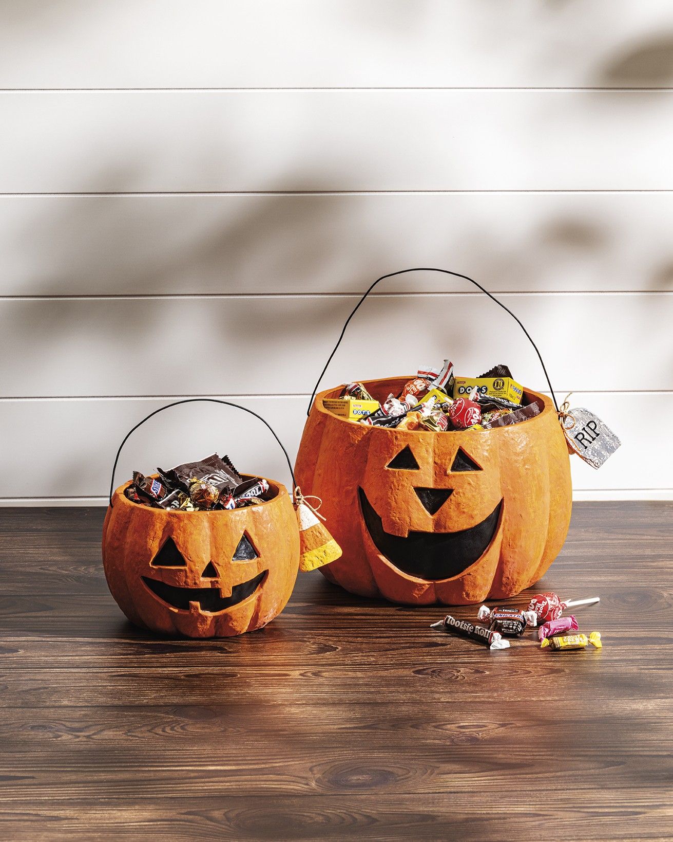 https://wholesale.mudpie.com/home-landing-page/#?Category1=Home&Seasonal=HALLOWEEN&$MultiView=Yes&orderBy=Featured&context=shop&page=1