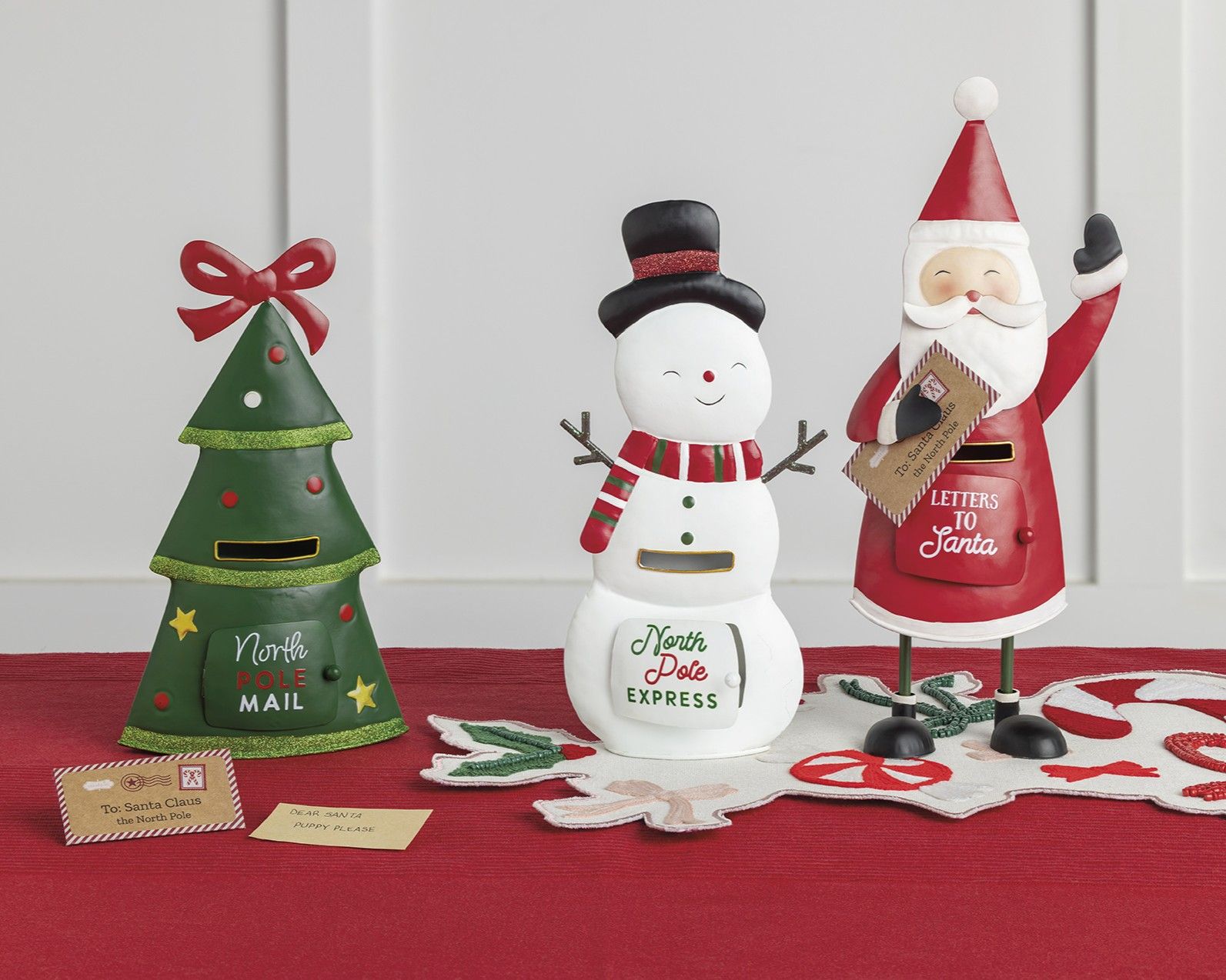 https://wholesale.mudpie.com/shop/?Category1=Home&Collection=HOLLY%20CHRISTMAS&$MultiView=Yes&orderBy=Featured,-Id&context=shop&page=1