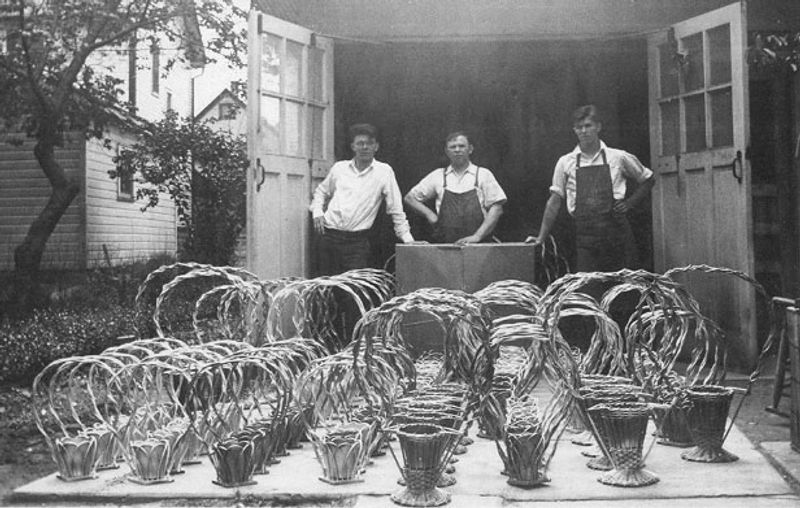 L. Skalny Basket Company