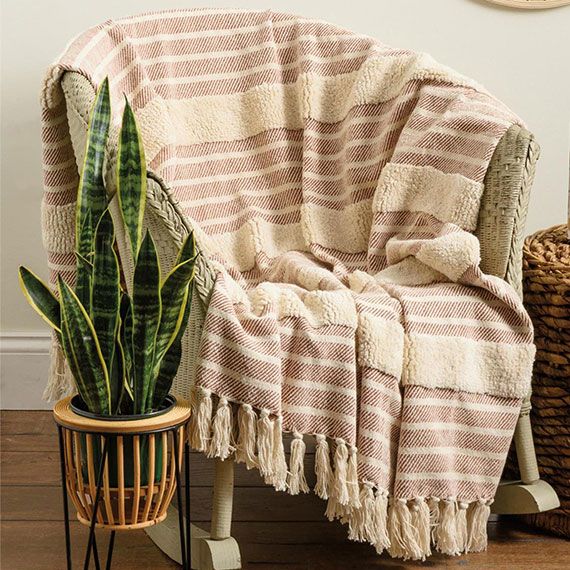 Wholesale Cozy Throw Blankets