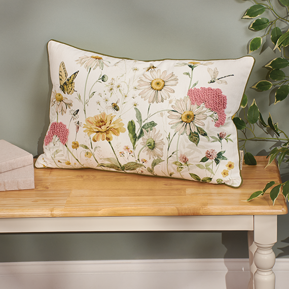 Wholesale Garden Of Daisies Pillow