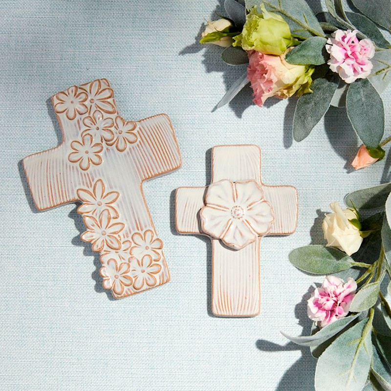 Mud Pie White Flower Crosses
